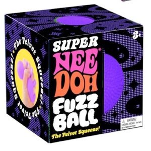 NEW! NeeDoh SUPER FUZZ BALL In Purple 💜 The Velvet Squeeze Nee DohNEW